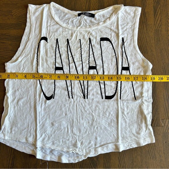 It Closet | White ‘Canada’ TankTop | Size M - Picture 8 of 11